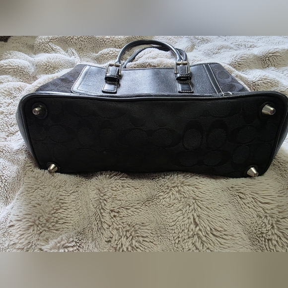 Coach Black and Gray Shoulder Bag - Picture 2 of 8